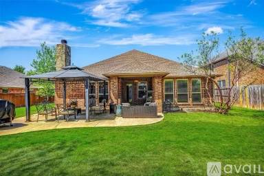 Main picture of 714 Lone Star Ct
