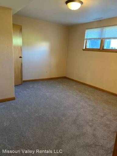 Main picture of 706 2nd Ave NW