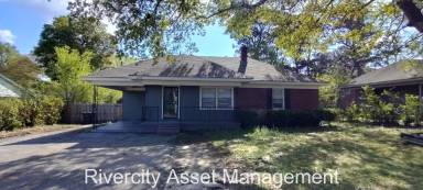 Main picture of 2842 Getwell Rd