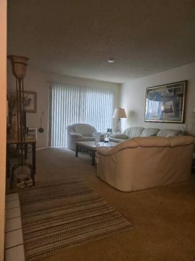 Main picture of Pinecreek Apartments