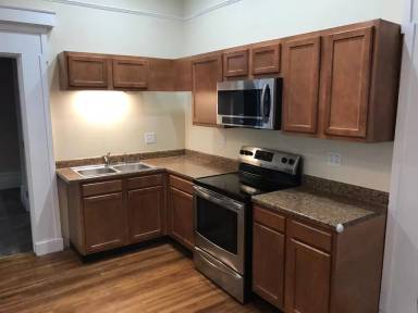 Main picture of 322 Vienna St.