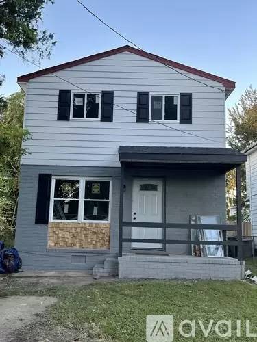 Main picture of 9 E Kelly Ave