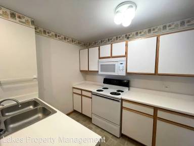 Main picture of 410 Cunat Blvd