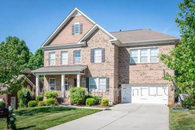 Main picture of 186 Alexandria Dr