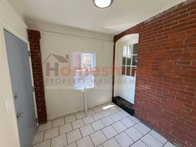 Main picture of 536 Poplar St