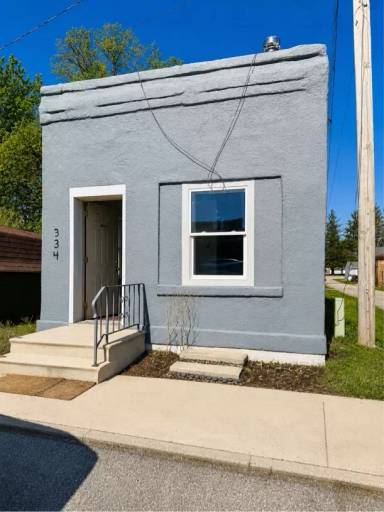 Main picture of 334 Center Street - 1