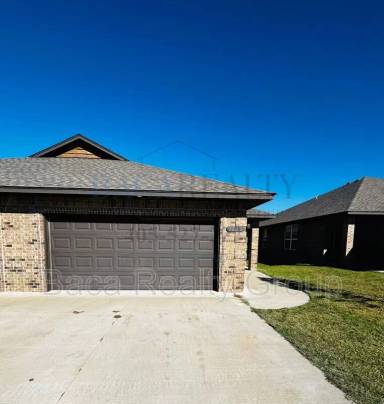 Main picture of 1844 Cypress Ln