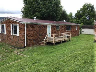 Main picture of 332 Summitt St