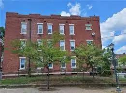 Main picture of 143-145 Putnam Street