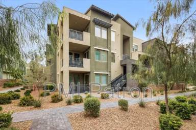 Main picture of 11231 Hidden Peak Ave