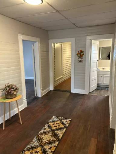 Main picture of 927 S Jackson St