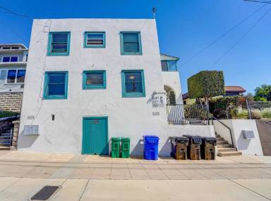 Main picture of 2119-2123 Albatross St Apartments