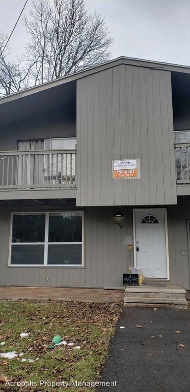 Main picture of 202 Ostrom Ave