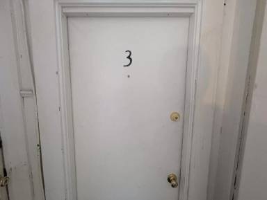 Main picture of 112 E Main St