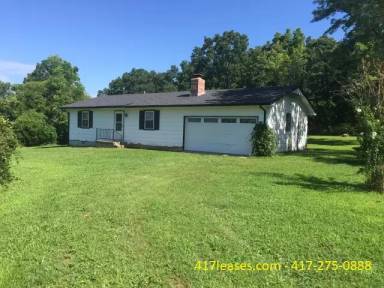 Main picture of 211 W State Highway CC