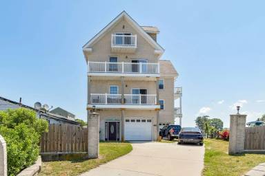Main picture of 9508 5th Bay St