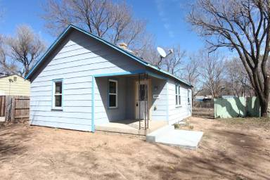 Main picture of 304 1/2 N Elder St