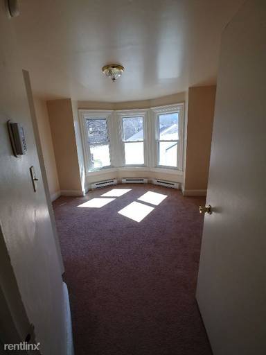 Main picture of 209 Erie St
