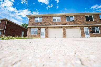 Main picture of 3552 3554 Lynn St