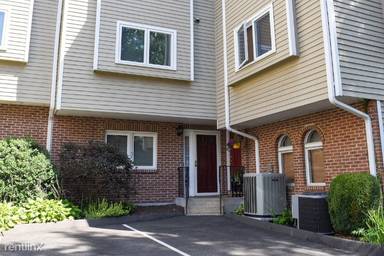 Main picture of 7 Seir Hill Rd