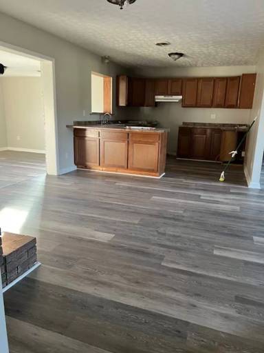 Main picture of 2879 Cherokee Dr