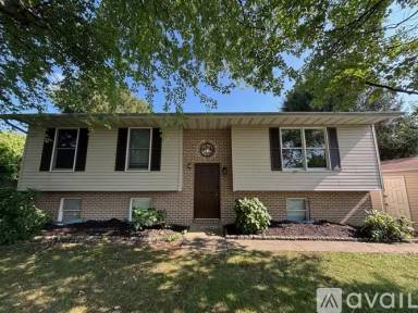 Main picture of 136 Bayscape Dr