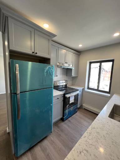 Main picture of 360 Washington Ave