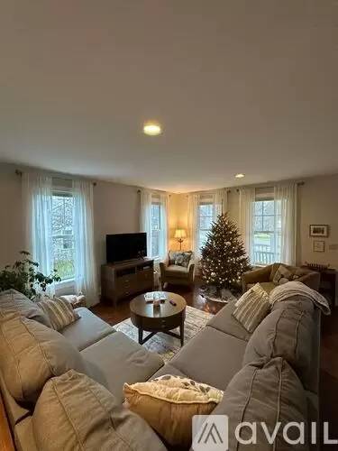 Main picture of 12 Stannard Dr