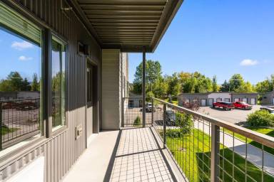 Main picture of Creekside Premier Residences