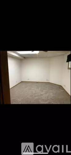Main picture of 1014 W Main St
