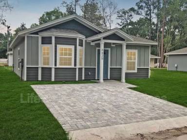 Main picture of 6609 Osceola St