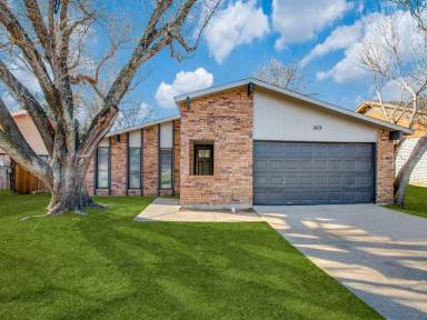 Main picture of 1421 Whittenburg Dr