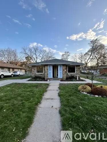 Main picture of 242 Dakota St