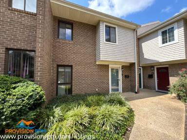 Main picture of 36 Gentry Ct