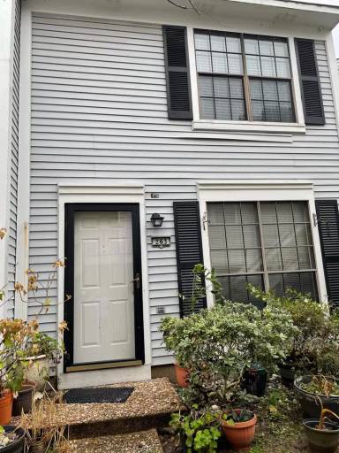 Main picture of 262 Settlers Park Dr