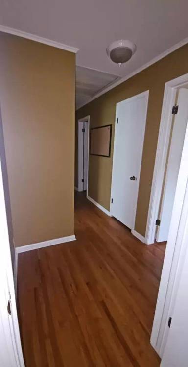 Main picture of 3718 E 56th St