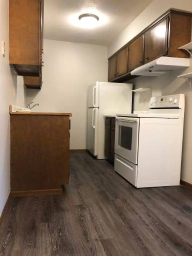 Main picture of 830 11th Ave