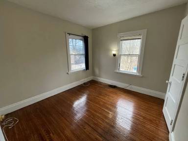 Main picture of 24 Bartlett St