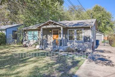 Main picture of 1204 W Saint Johns Ave