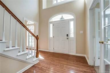 Main picture of 12221 Silveroak Ln