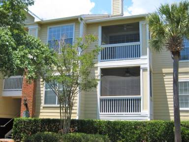 Main picture of Long Grove Condominiums