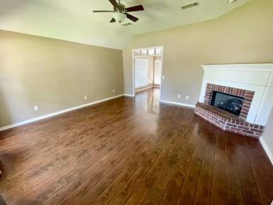 Main picture of 344 White Oak Dr