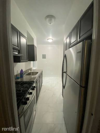 Main picture of 1144 Lydig Ave