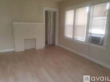 Main picture of 12178 Pine St