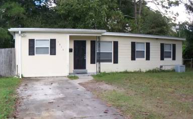 Main picture of 1613 Loyola Dr N