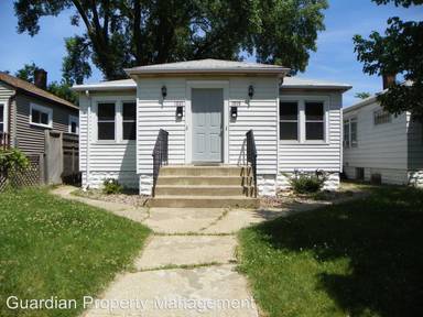 Main picture of 1019 Central Ave W