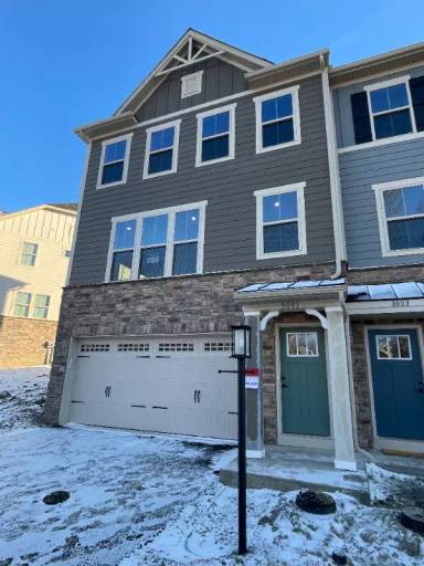 Main picture of 3001 Lampl Ln