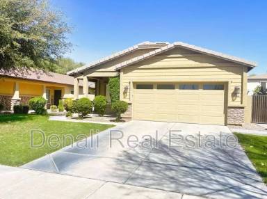 Main picture of 4222 E Washington Ct