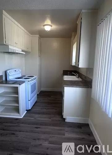 Main picture of 3437 Belcroft Ave
