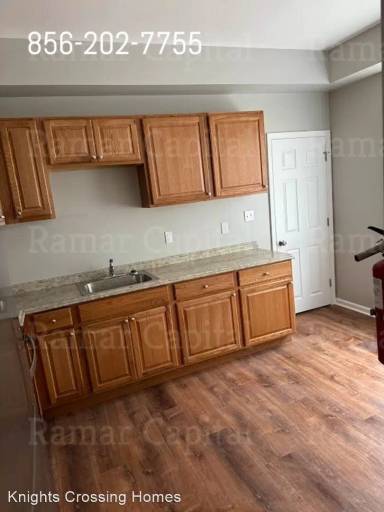 Main picture of 1328 Sheridan St